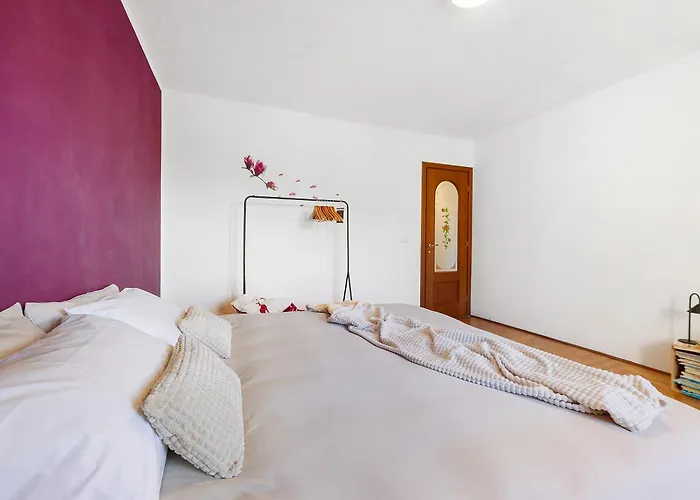 Apartment Alpenglow Maison Lugon *